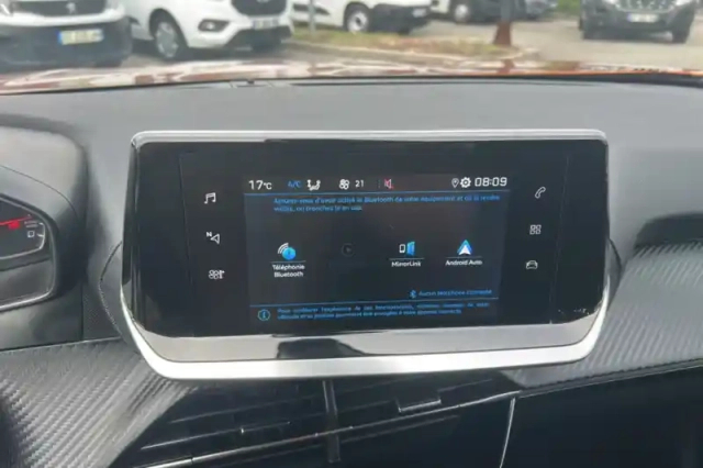 Peugeot 2008 puretech 100 s&amp;s bvm6 — photo 23