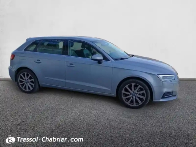 Audi A3 sportback 1.4 tfsi cod 150 s tronic 7 design — photo 6