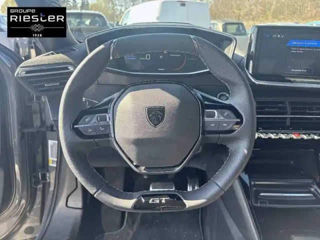 Peugeot 2008 electrique 54 kwh 156 ch — photo 30