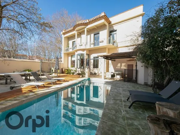 Maison 5 pièces 163 m²