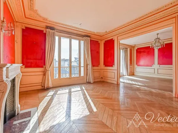 Appartement 6 pièces 170 m²