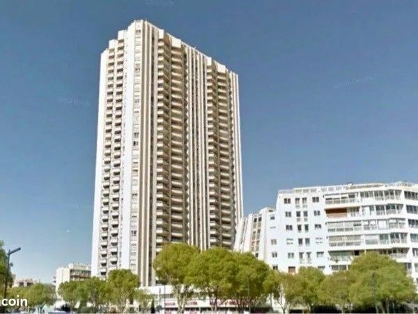 Stationnement Location Marseille   150€