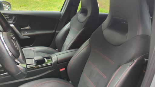 Mercedes Classe A 180 d 116  7G-DCT - AMG Line – 2021 – 101091 km – Diesel – Boîte Automatique — photo 15
