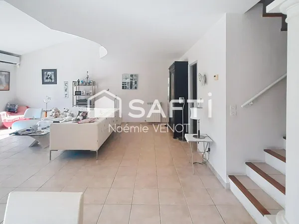 Location meublée Aix-en-Provence Maison T3/4 de 120m² avec piscine
