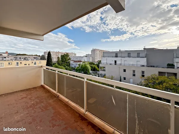Appartement 5 pièces 93 m²