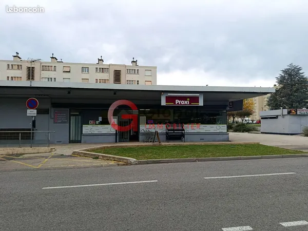 Boutique 167 m² Alès
