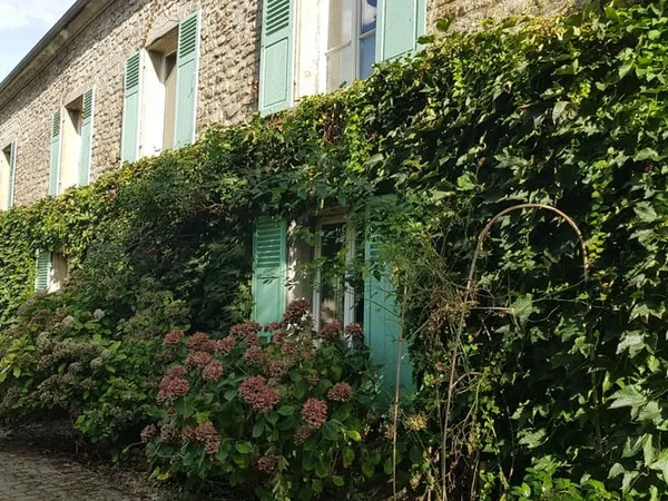 Maison 7 pièces 250 m²