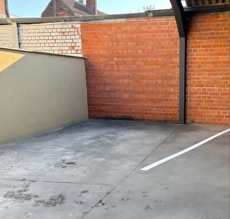 Place de parking à louer