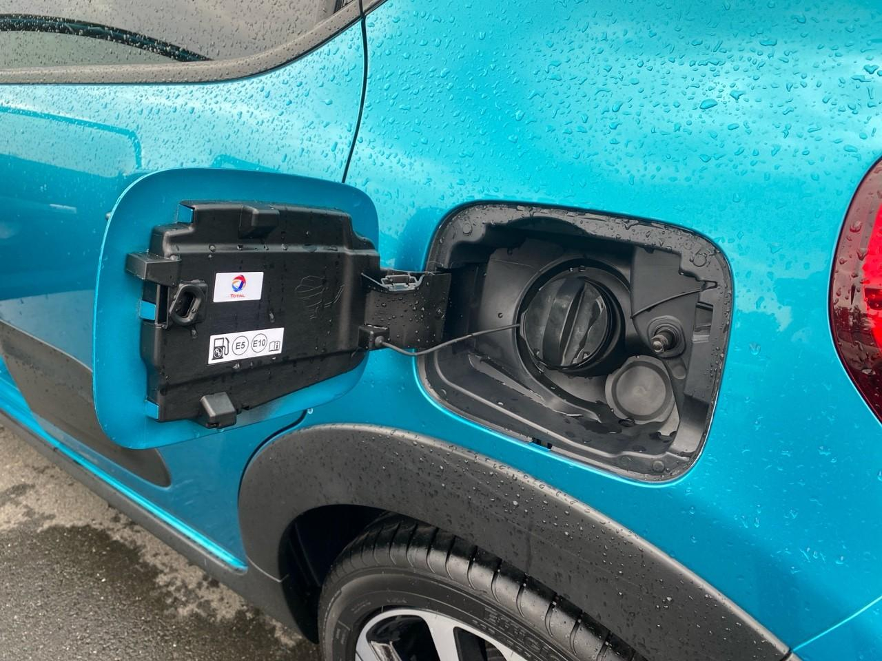 Citroën C3 1.2 puretech 83ch s&s shine pack 123g — photo 30