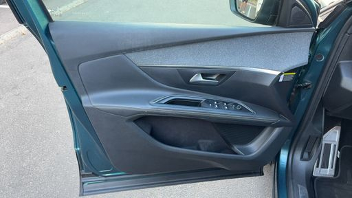 Peugeot 5008 1.2 PureTech 130 - GT Line – 2020 – 66960 km – Essence – Boîte Manuelle — photo 64