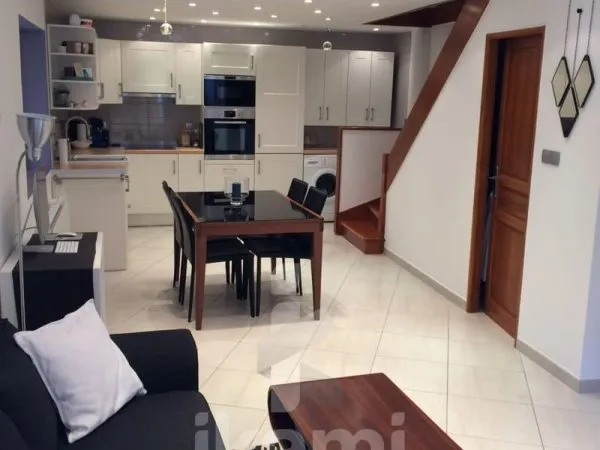 Maison de village 86 m2 Centre Saint-Égrève 3 chambres