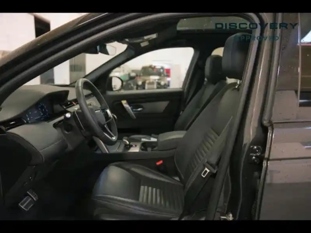 Land Rover Discovery Sport p270e phev 269ch dynamic se — photo 20