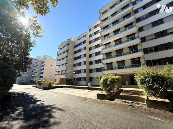 Appartement 5 pièces 107 m²