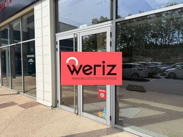 Bureaux 636 m²
