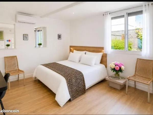 Studio meublé 23 m² avec terrasse et parking à Balma - 650 CC