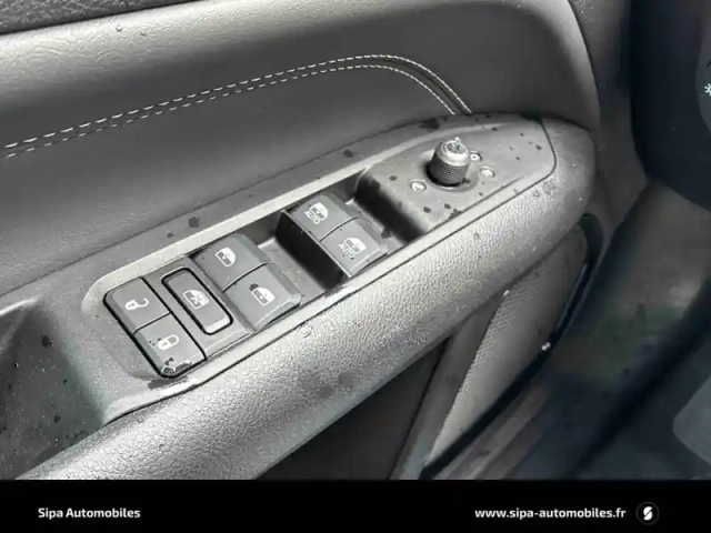 Jeep Compass 1.3 phev t4 190 ch 4xe eawd — photo 7