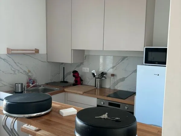 Loue F2 bis meublé