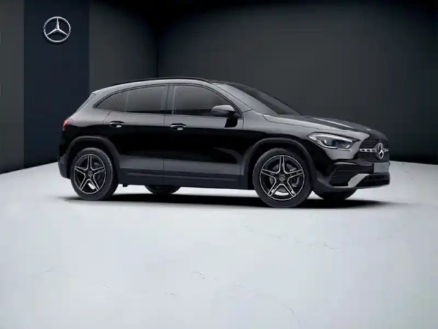 Mercedes Gla 200 d amg line — photo 15