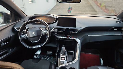 Peugeot 3008 1.2 PureTech 130 EAT6 - GT Line – 2018 – 88127 km – Essence – Boîte Automatique — photo 33