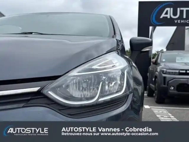 Renault Clio 0.9 tce 90ch energy business 5p — photo 11