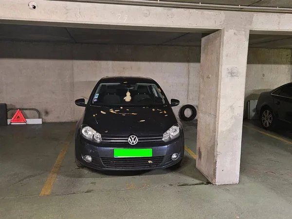 Parking 14 m²