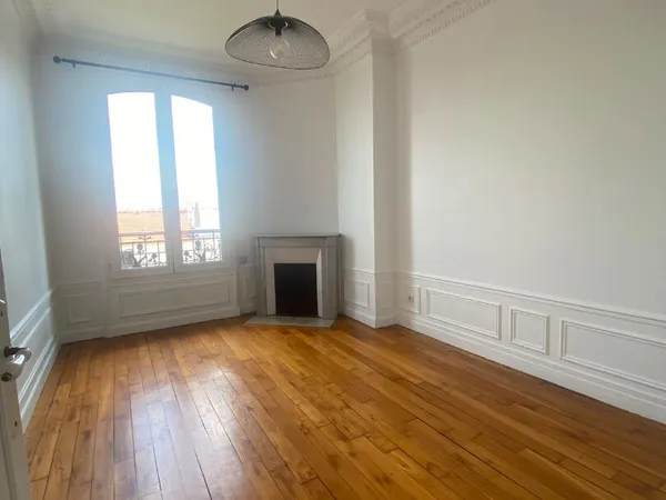 LES PAVILLONS-SOUS-BOIS, à louer, appartement t3