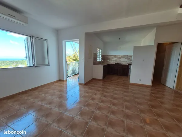 Maison F4 libre à vendre