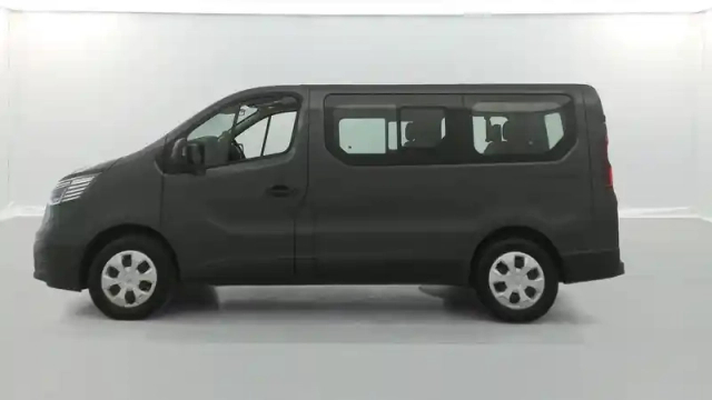 Renault Trafic l1 dci 150 energy s&amp;s — photo 11