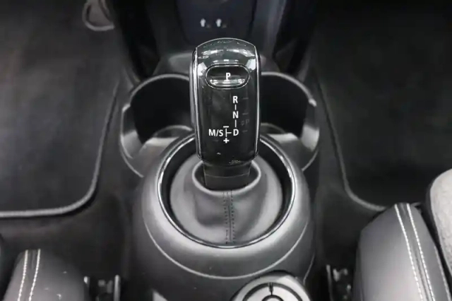 Mini Mini hatch 3 portes cooper 136 ch bva7 — photo 112