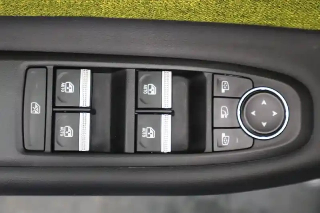 Renault 5 renault  e-tech electrique 10 ch autonomie confort — photo 28