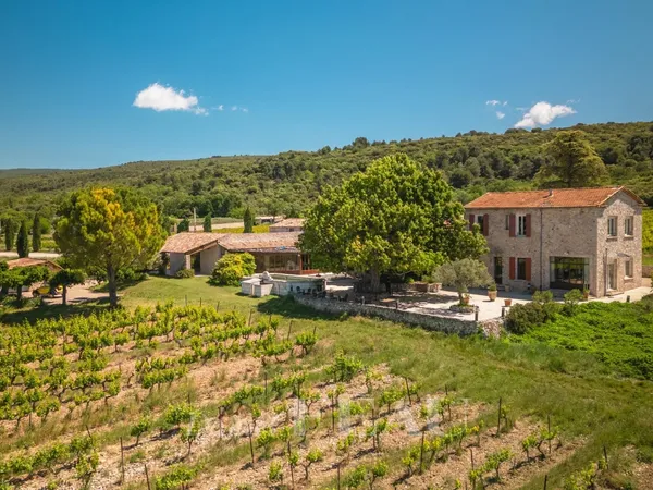 Au pied du Ventoux - Mas provençal