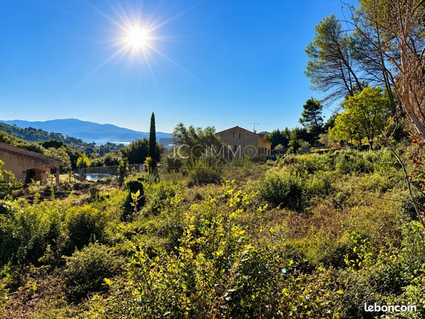 Terrain 3348 m² Carnoules
