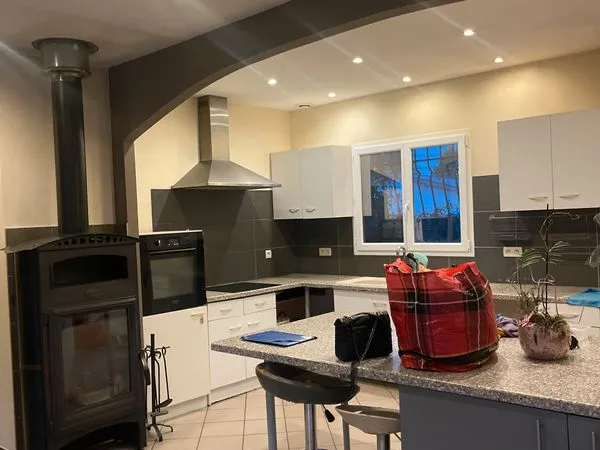 Maison Location Nay 5p 120m² 1300€