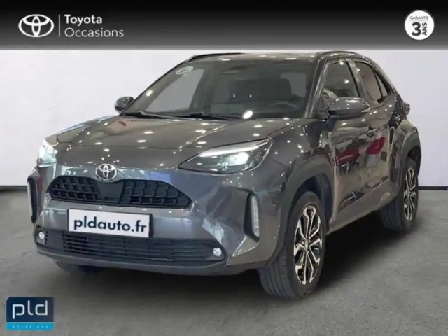 Toyota Yaris cross 130h design mc24