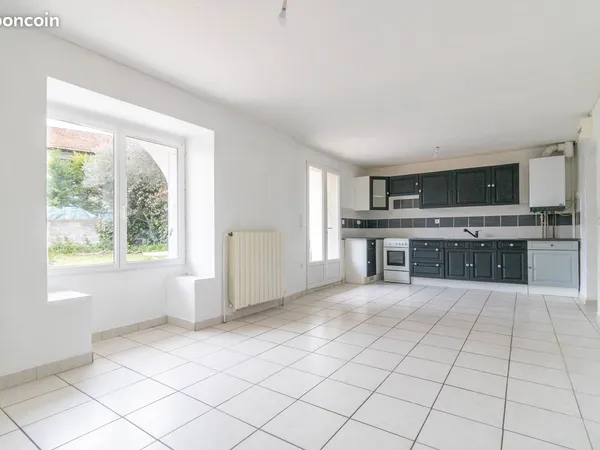Appartement t2 + jardin + garage