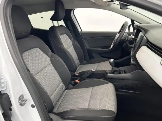 Renault Clio 1.0 tce 90ch evolution — photo 25