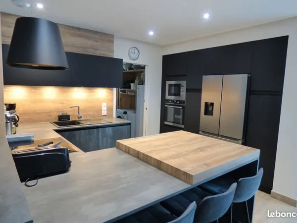 Maison 7 pièces 99 m²