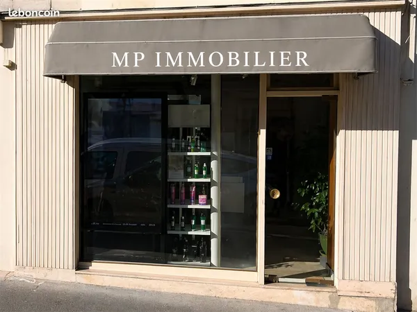 Fonds de commerce, salon de coiffure 32 m² PARIS