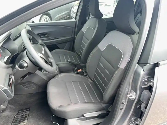 Dacia Sandero tce 90 gsr2 — photo 5