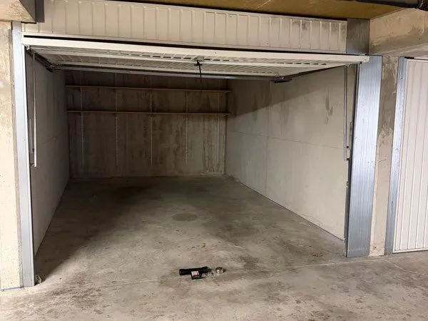 Loue Garage fermé 16,5 m² en résidence sécurisée _Saint-Cannat