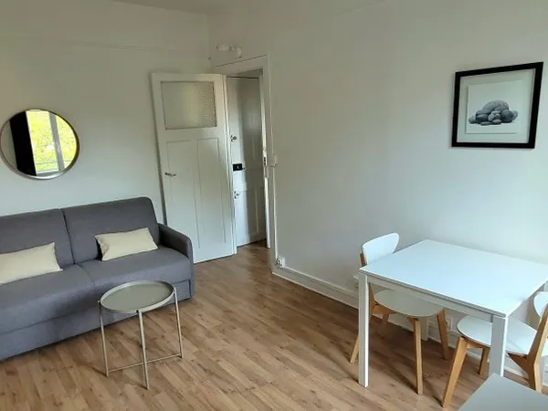 Studio à louer - Courbevoie/ Bécon-Les-Bruyères- 21m²