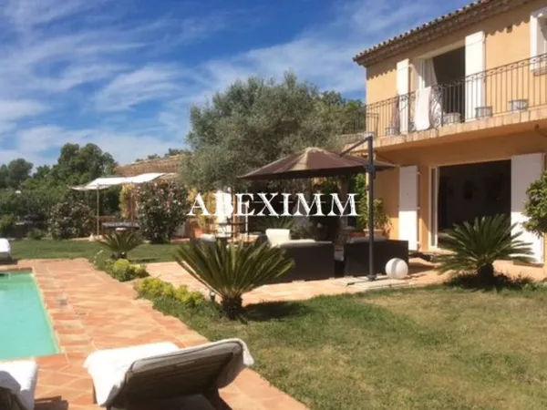 MAISON 350 M² SUR 3000 M² PAYSAGÉ AVEC PISCINE CHAUFFÉE