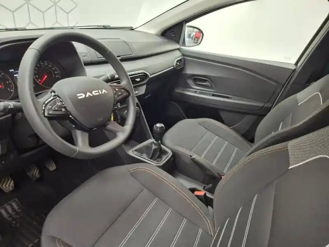 Dacia Sandero tce 90 — photo 35