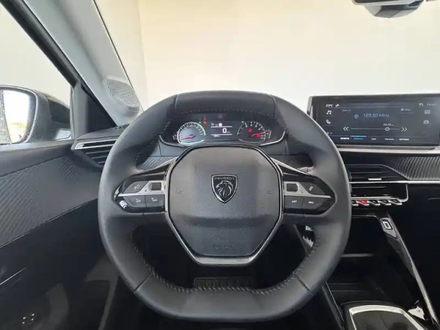 Peugeot 208 100 s&amp;s bvm6 — photo 18