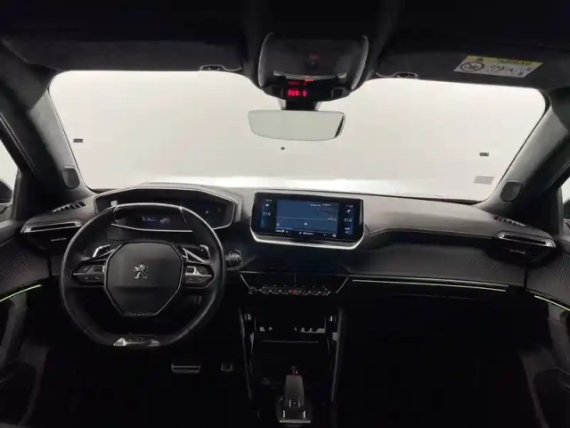 Peugeot 2008 puretech 130 s&amp;s eat8 — photo 28