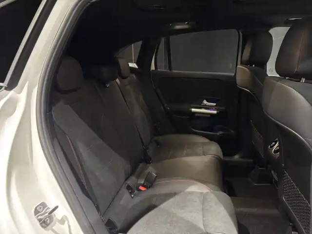 Mercedes Gla 250 e hybrid eq 8g-dct — photo 44