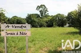 Terrain 439 m²