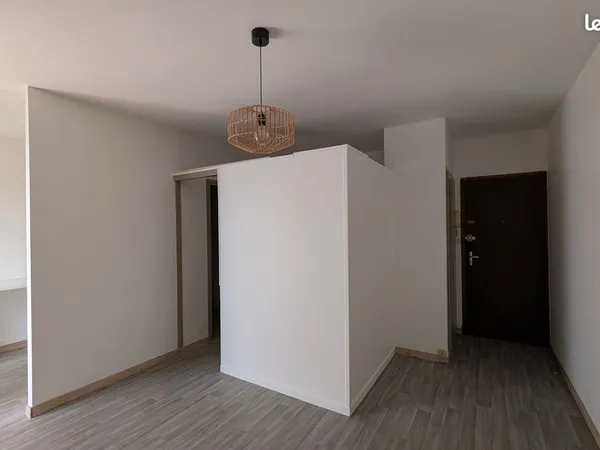 A louer appartement T1 bis