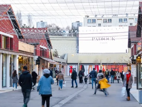 PADDOCK Paris - Romainville (93) | Opportunité Commerciale aux Portes de Paris