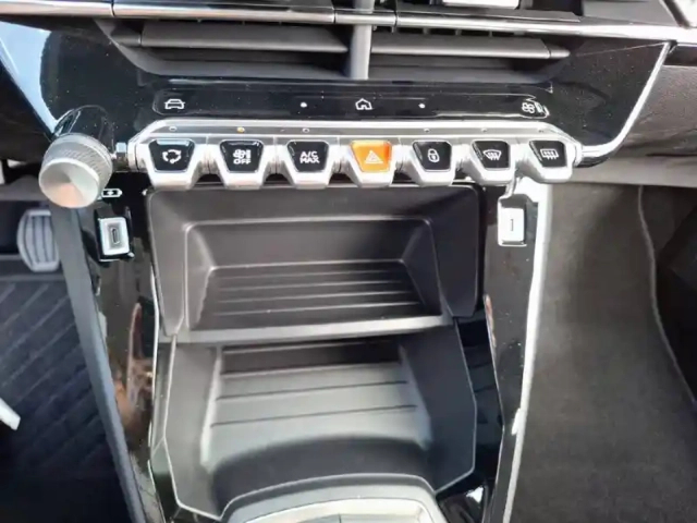 Peugeot 208 100 s&amp;s bvm6 — photo 44